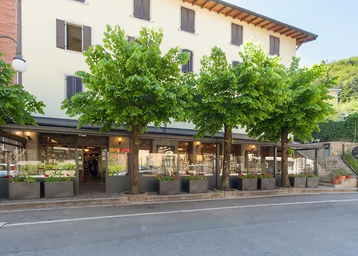 Hotell Ristorante Il Ponte 2*