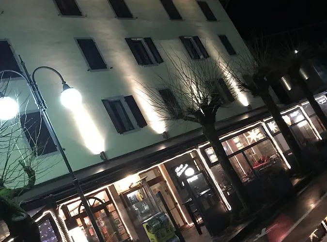 Ristorante Il Ponte 酒店 佩波利堡